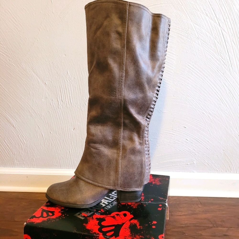 Fergalicious Lundry Wide Calf Boots